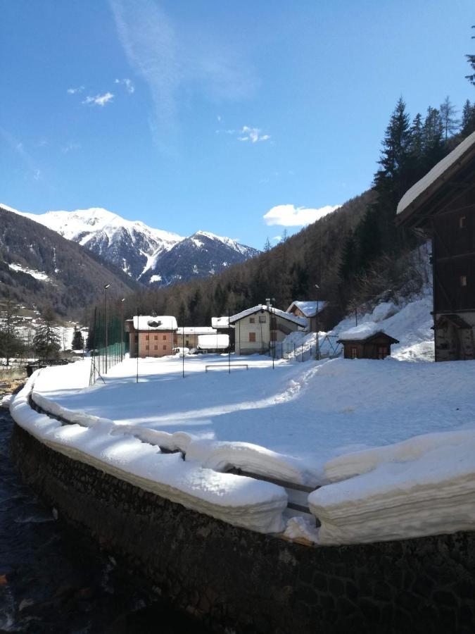 Appartamenti Rabbi Fonti Bagni di Rabbi Exterior photo